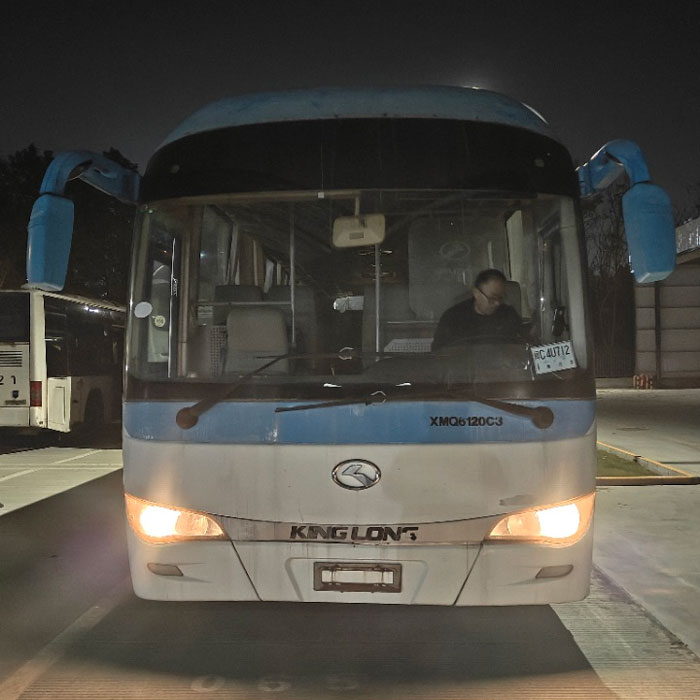 I-Yutong 67 Izihlalo ze-Diesel Second Hand Bus