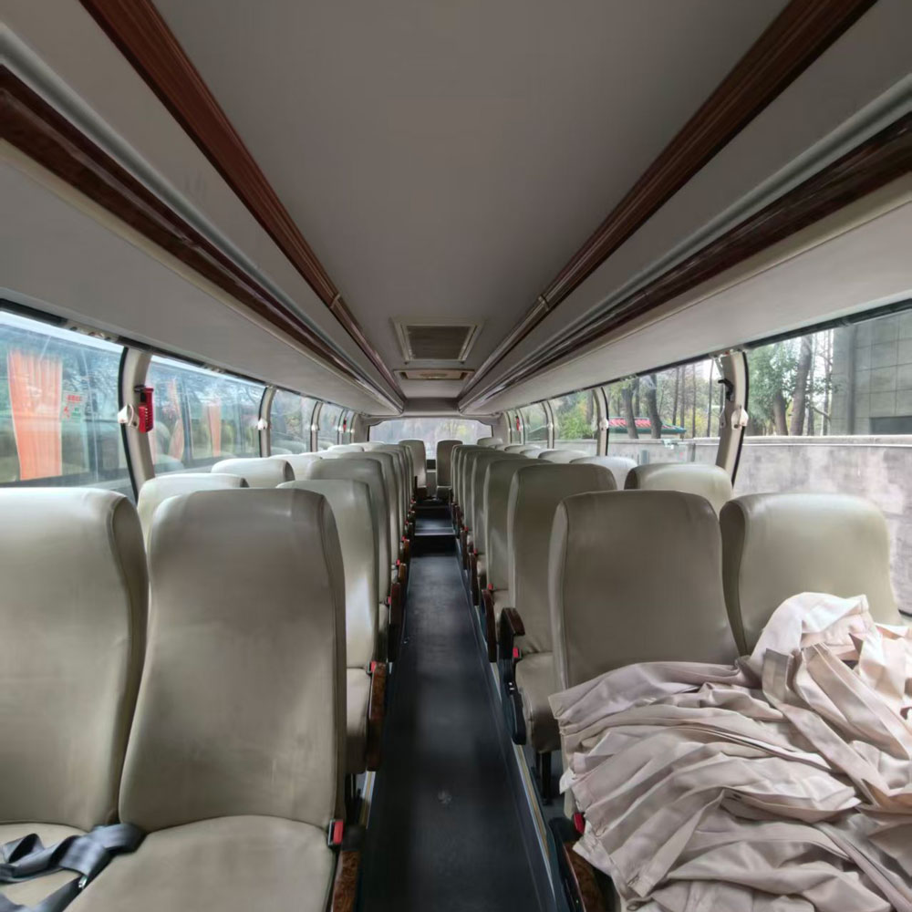 10m Used Youngman Diesel Bus
