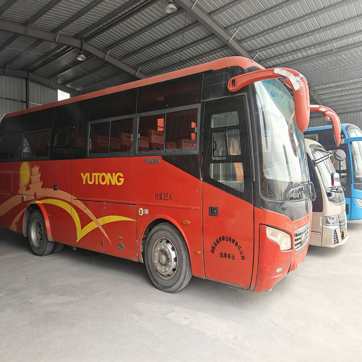I-Yutong 35 Seats Diesel Second Hand Bus