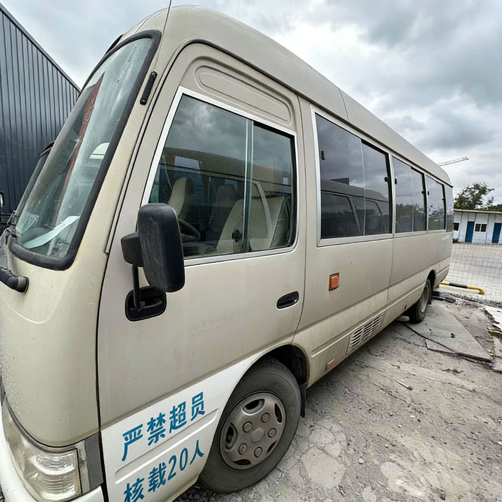 20 Izihlalo Second Hand Uphethiloli Bus