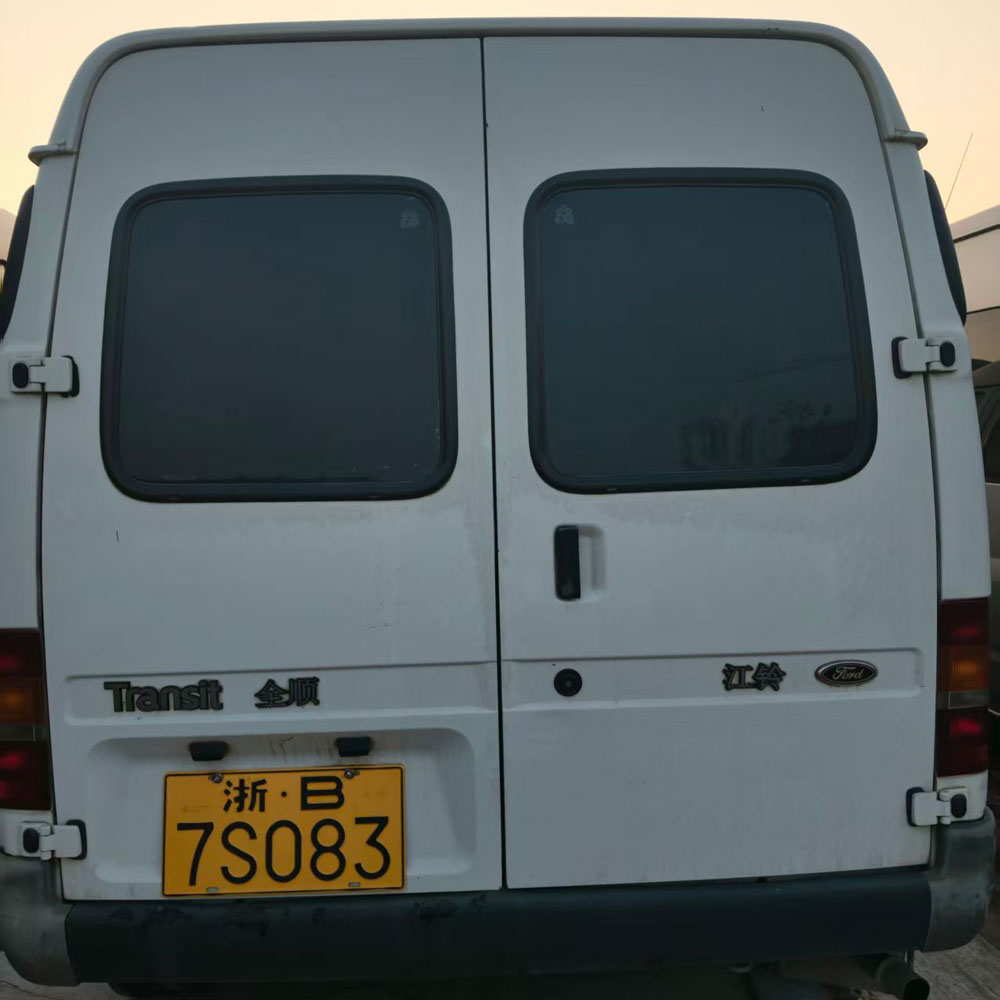 Jiangling 15 Izihlalo Diesel Esetshenziswa Ibhasi