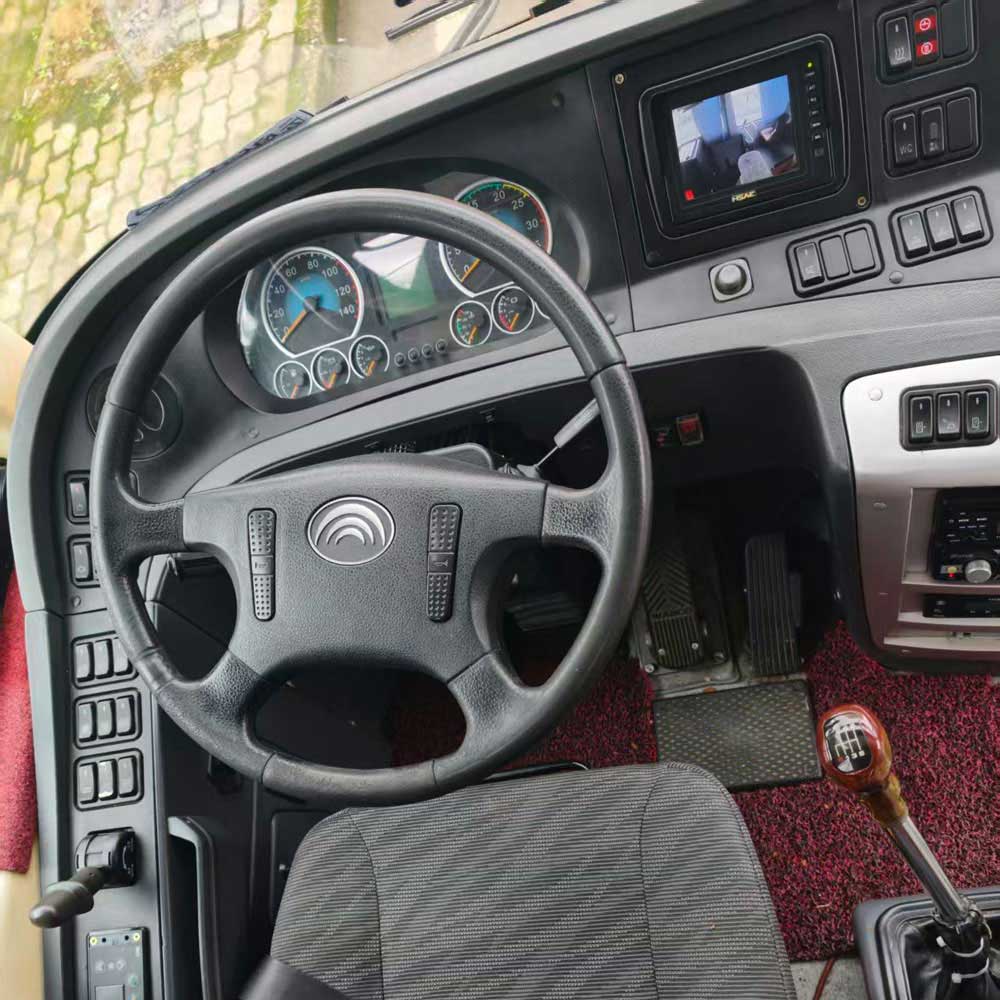 12m 47 Izihlalo ezisetshenziswa i-Yutong Diesel Bus