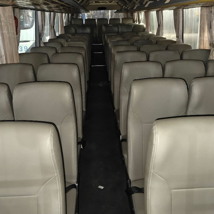 I-Yutong 67 Izihlalo ze-Diesel Second Hand Bus