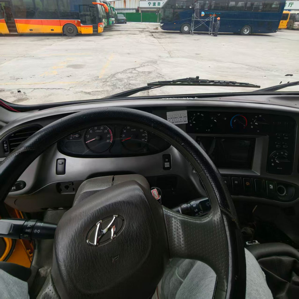 Hyundai Kangendi 23 Seats Diesel Used bus